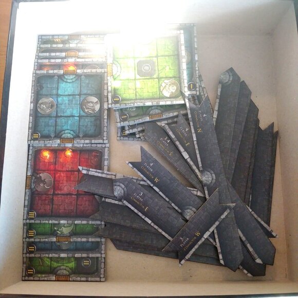 Dungeon Alliance & Champions & Adventure Pack Expansions Quixotic G Board Game‎ - Picture 8 of 12